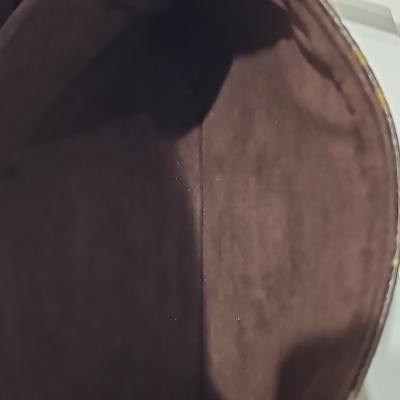 LOUIS VUITTON Monogram Canvas Pochette Metis Bag - Picture 16 of 16